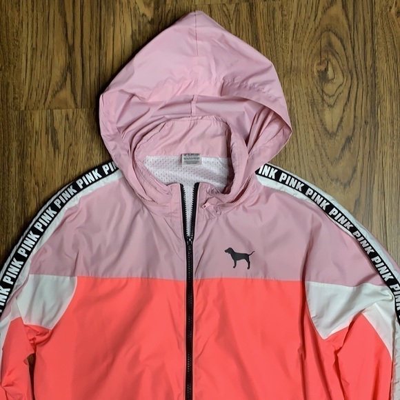 VS PINK Coat - Picture 2 of 10